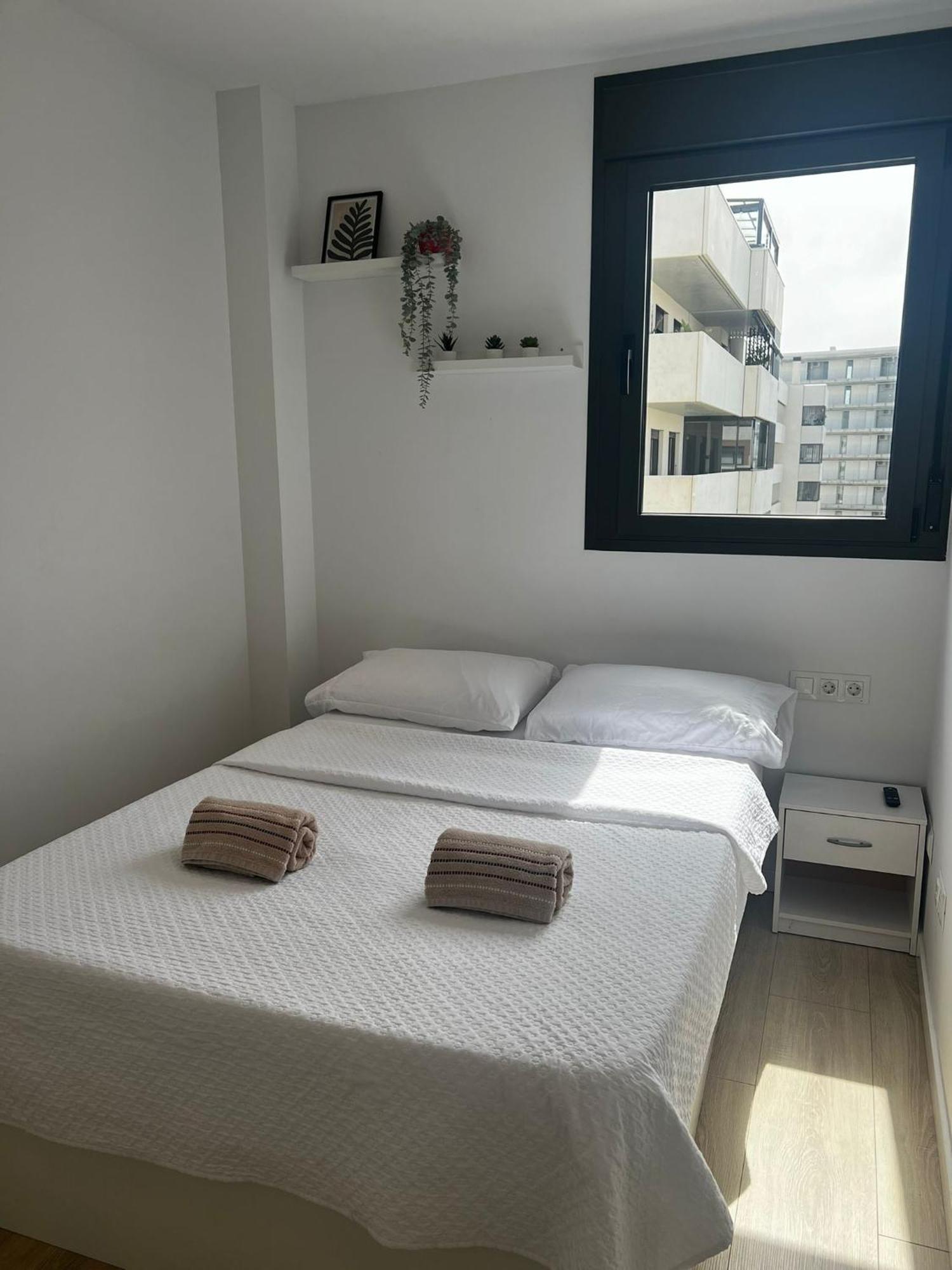 Confortable Habitacion Doble - 2 Sant Adria de Besos Exterior photo